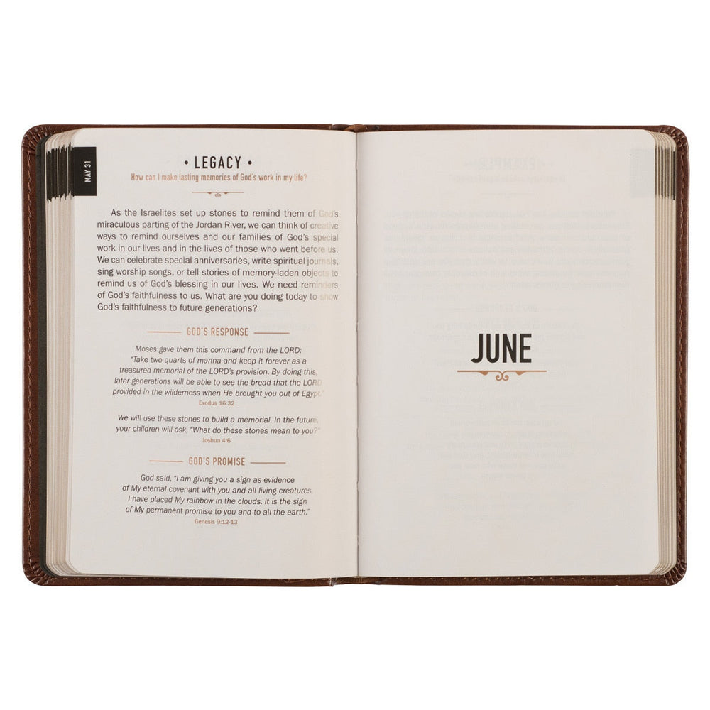 One Minute With God Daily Devotions For Men